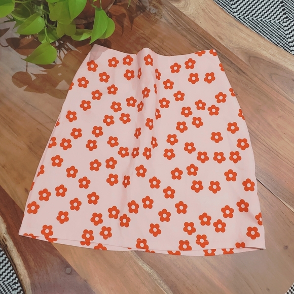 Vintage Dresses & Skirts - Vintage Red Daisy Mini Skirt 70's Inspired